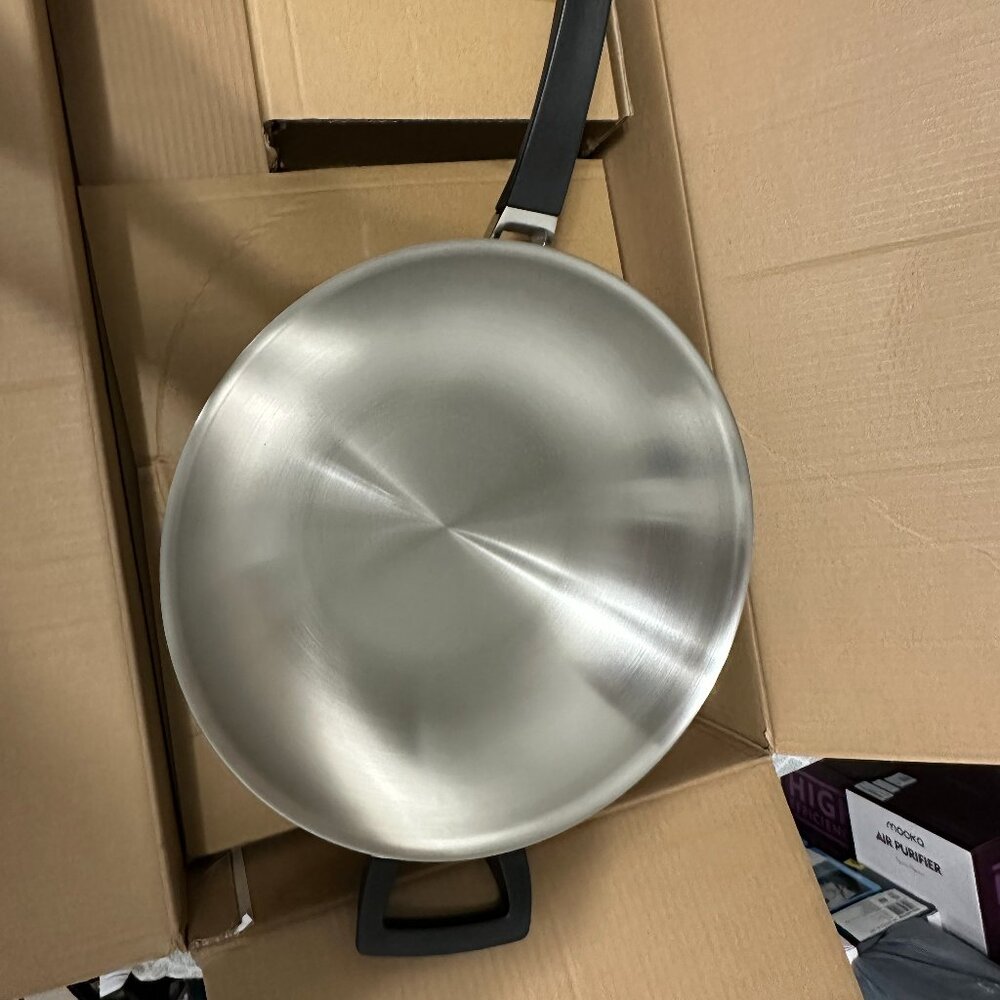 New Royal prestige 4 Qtos Wok And Cover Advance Waterless Greaseless Cooking Sys